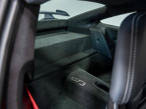 Used 2018 Porsche 911 GT3 RWD image 69