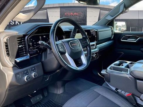 Used 2023 GMC Sierra 1500 Elevation image 12