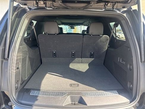 Certified 2025 Chevrolet Suburban RST w/ Comfort Package image 6