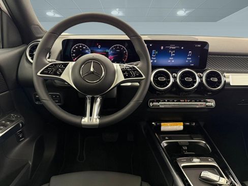 New 2026 Mercedes-Benz GLB 250 image 25