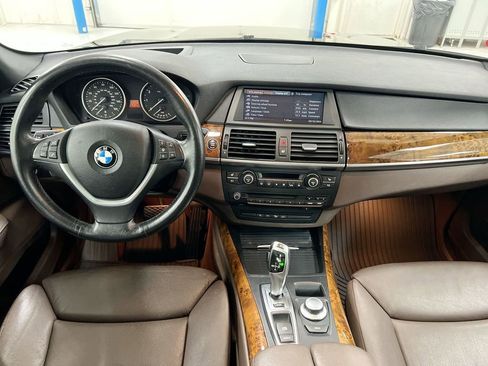 Used 2008 BMW X5 4.8i image 10