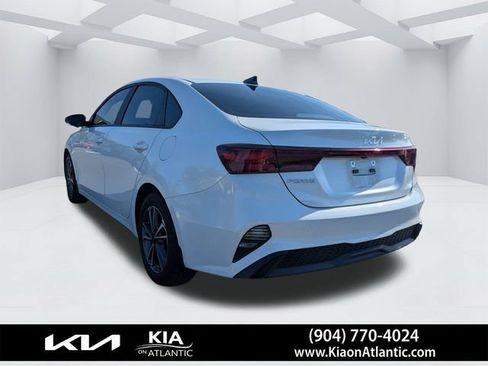 Used 2024 Kia Forte LXS FWD image 5