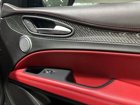 Used 2018 Alfa Romeo Stelvio Quadrifoglio w/ Driver Assist Dynamic Package AWD/4WD image 52