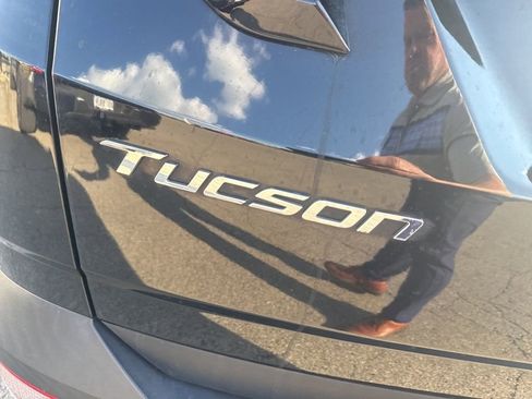 Used 2022 Hyundai Tucson SEL FWD image 4