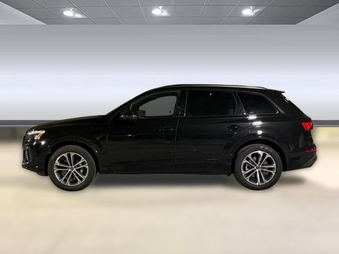 Used 2026 Audi Q7 2.0T Premium w/ Convenience Plus Package AWD/4WD image 2