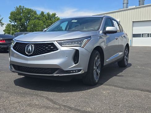 Used 2022 Acura RDX AWD w/ Advance Package image 3