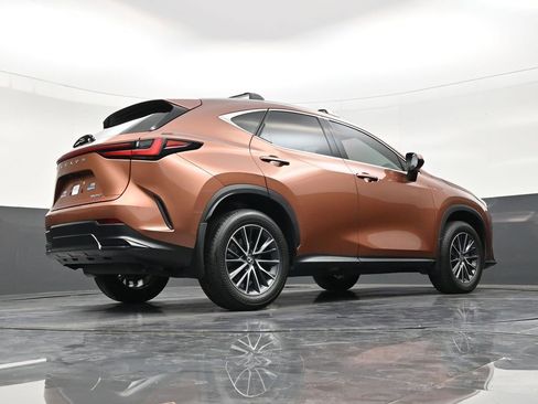 Used 2025 Lexus NX 250 FWD w/ Accessory Package (A2) image 25