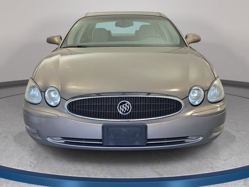 Used 2006 Buick LaCrosse CX FWD image 2