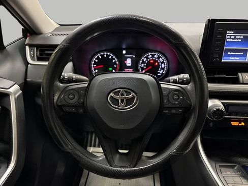 Used 2019 Toyota RAV4 XLE w/ Phone Cable & Charge Package image 14