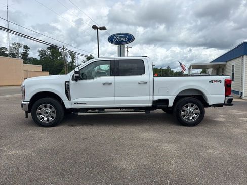 New 2026 Ford F350 Lariat w/ Lariat Premium Package AWD/4WD image 1