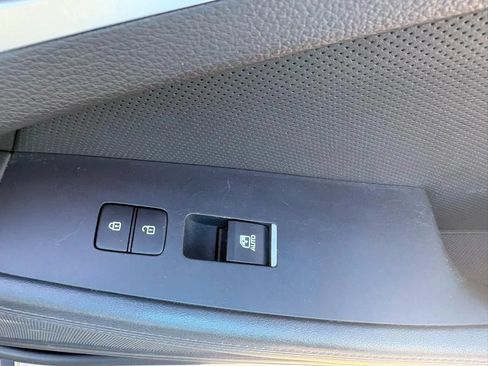Used 2015 Hyundai Genesis 3.8 w/ Option Group 04 AWD/4WD image 29