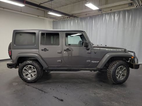 Used 2014 Jeep Wrangler Unlimited Rubicon w/ Connectivity Group image 10