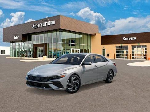 New 2025 Hyundai Elantra Limited FWD image 1
