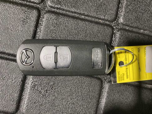 Used 2018 MAZDA MAZDA3 Touring image 20