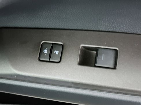 Used 2024 Toyota Camry LE image 28