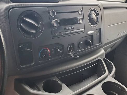 Used 2014 Ford E-150 and Econoline 150 Extended w/ Interior Upgrade Package RWD image 29