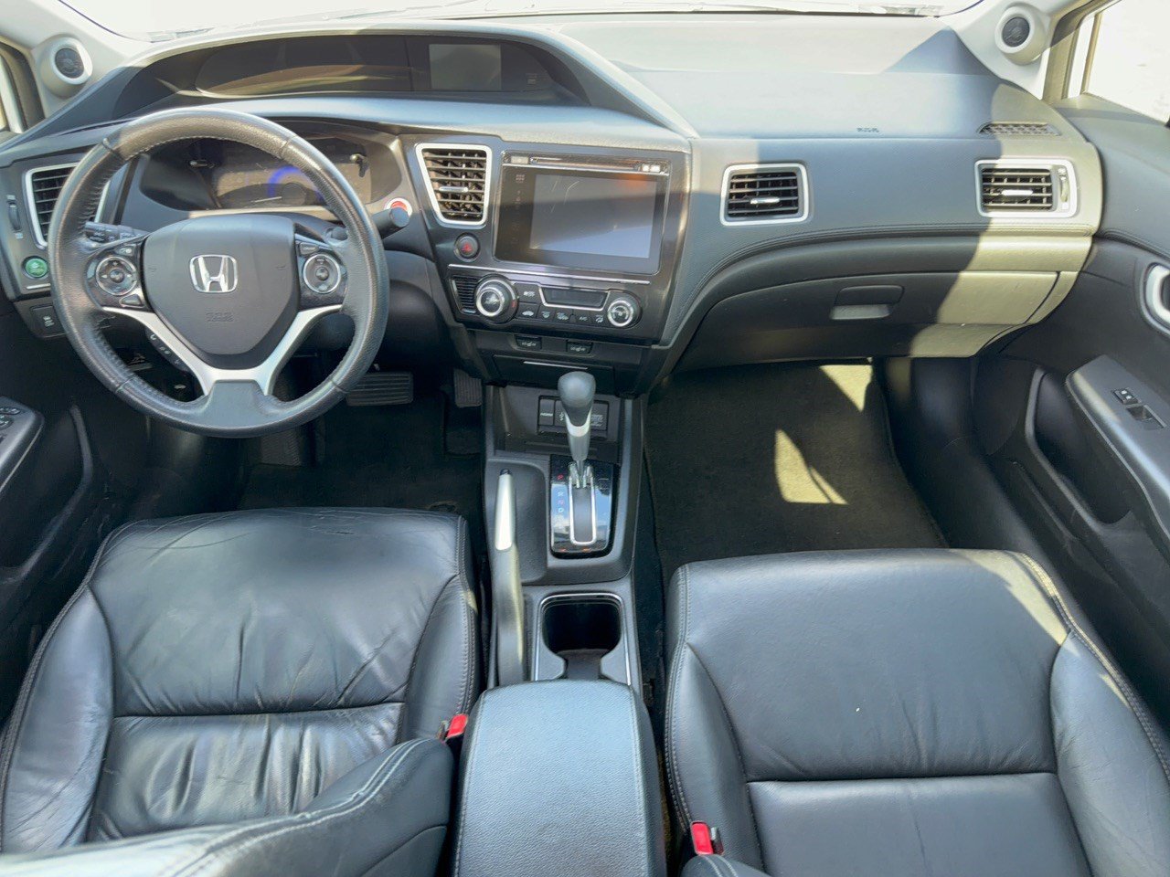 Used 2015 Honda Civic EX-L image 17