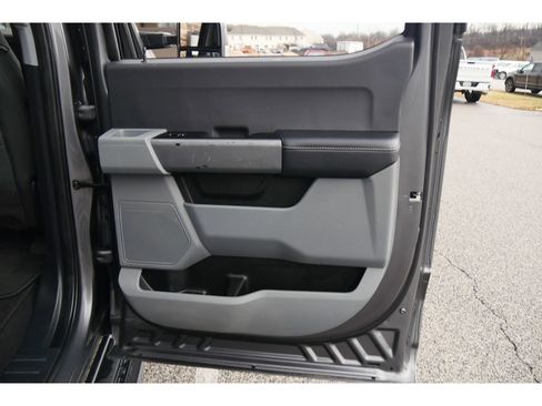 Used 2023 Ford F250 XLT w/ FX4 Off-Road Package image 19