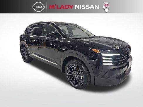 Used 2025 Nissan Kicks SR image 4