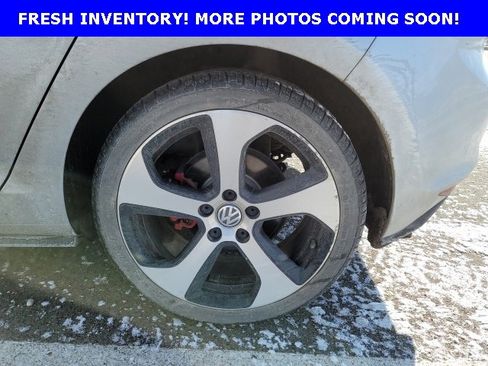 Used 2017 Volkswagen GTI S image 11