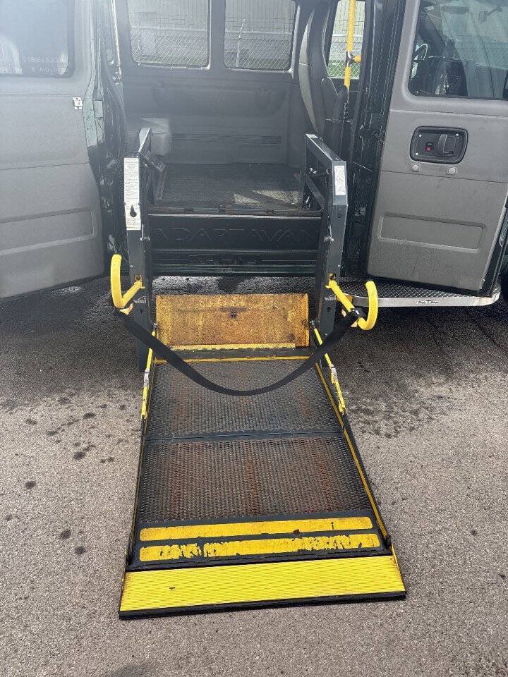 Used 2013 Chevrolet Express 3500 LT w/ LT Preferred Equipment Group RWD image 10