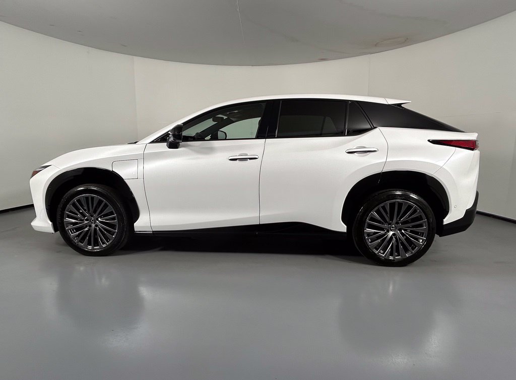 Used 2024 Lexus RZ 450e Premium w/ Accessory Package (2T) AWD/4WD image 4