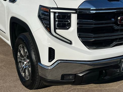 Used 2024 GMC Sierra 1500 SLT image 5