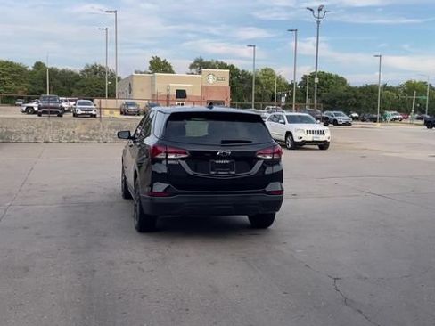 Used 2024 Chevrolet Equinox LS w/ Midnight Edition FWD image 7