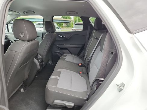 Used 2025 Chevrolet Blazer LT AWD/4WD image 10