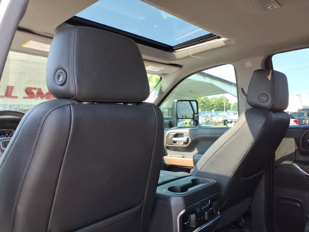 Used 2021 GMC Sierra 1500 Denali w/ Denali Ultimate Package AWD/4WD image 21