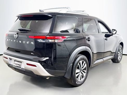 Used 2025 Nissan Pathfinder SL w/ Cargo Package image 4