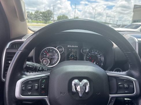 Used 2020 RAM 1500 Big Horn AWD/4WD image 18