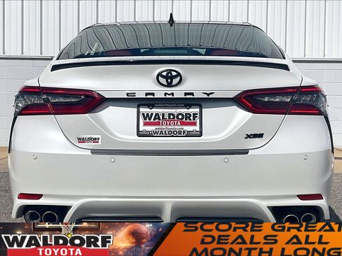 Used 2022 Toyota Camry XSE w/ Navigation Package image 5