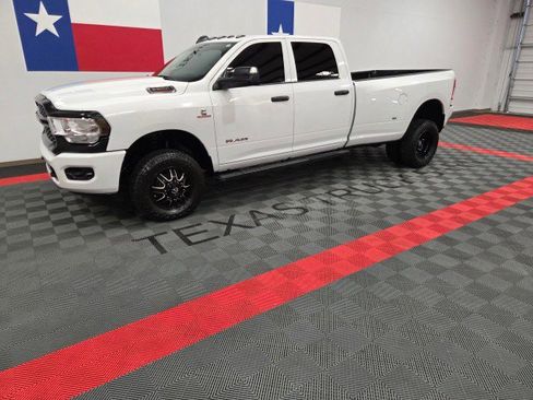 Used 2019 RAM 3500 Tradesman image 2