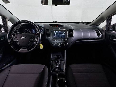 Used 2017 Kia Forte S image 26