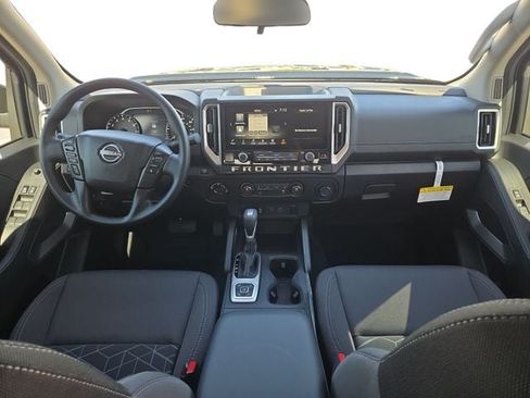 New 2026 Nissan Frontier SV w/ Tow Package AWD/4WD image 9