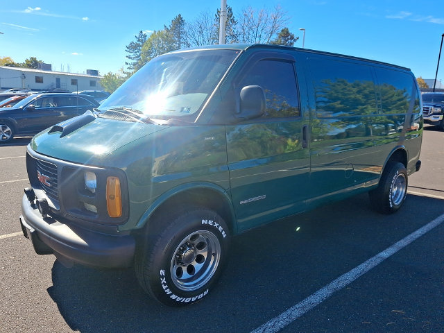 Used 2001 GMC Savana 2500 RWD image 3