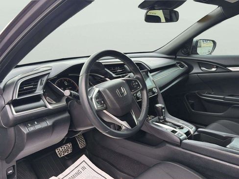 Used 2020 Honda Civic Sport image 11