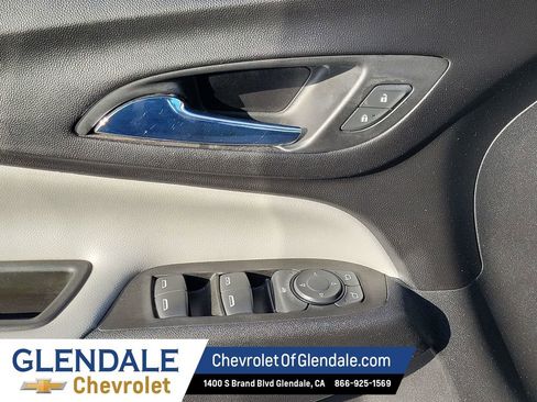 Certified 2022 Chevrolet Equinox LS FWD image 30