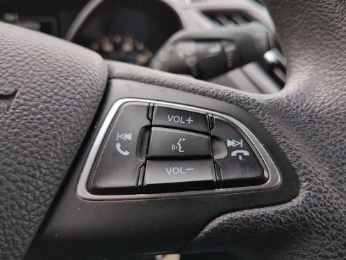 Used 2017 Ford Escape SE image 23