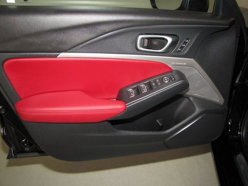 Used 2024 Acura Integra A-Spec image 10