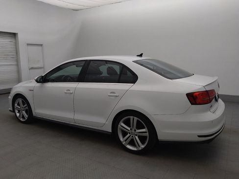 Used 2018 Volkswagen Jetta GLI FWD image 3