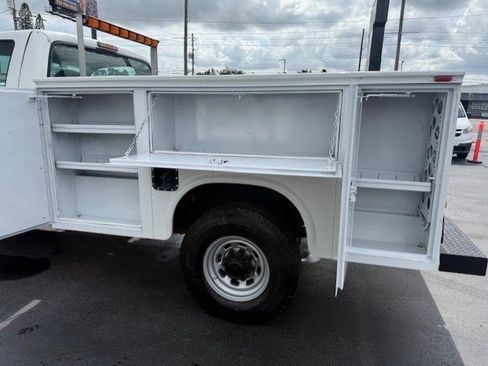 Used 1999 Ford F250 XL image 14