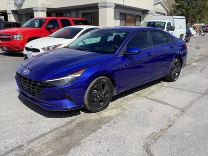 Used 2023 Hyundai Elantra SEL w/ Cargo Package