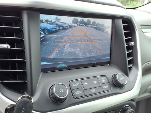 Used 2017 GMC Acadia SLT w/ LPO, Cargo Package AWD/4WD image 12