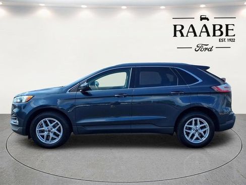Used 2024 Ford Edge SEL w/ Convenience Package AWD/4WD image 4