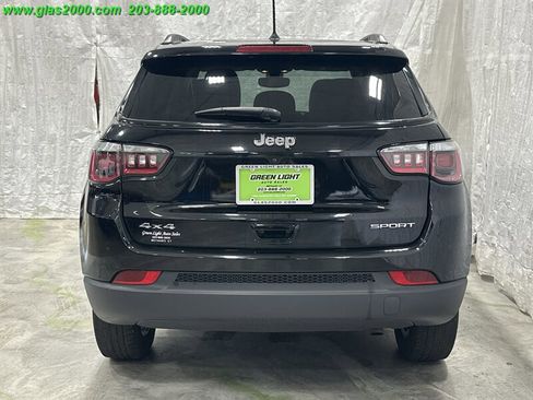 Used 2018 Jeep Compass Sport AWD/4WD image 20