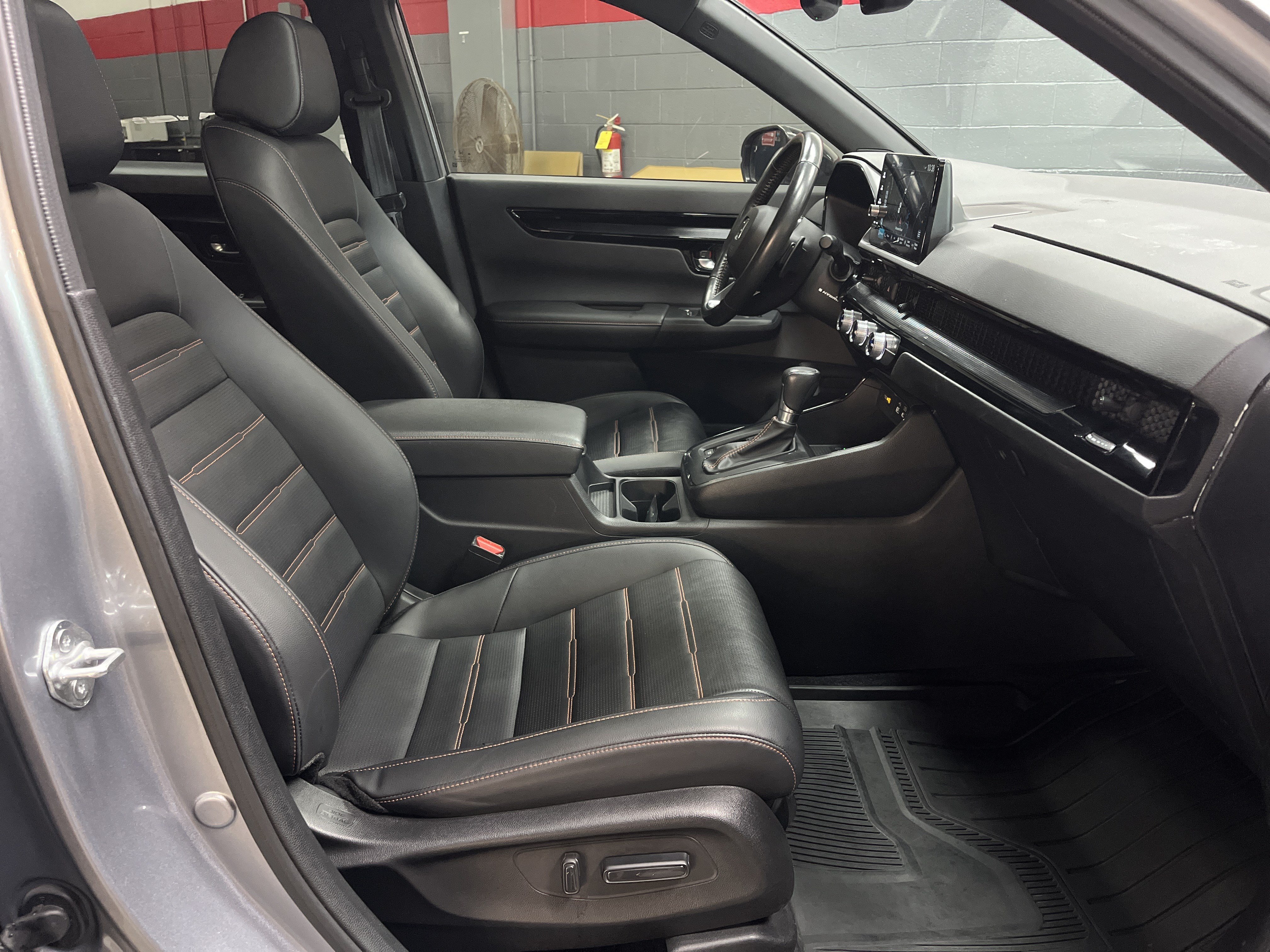 Used 2023 Honda CR-V Sport Touring image 33