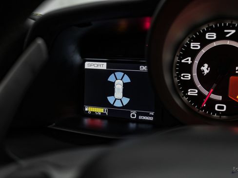 Used 2019 Ferrari 488 GTB RWD image 91