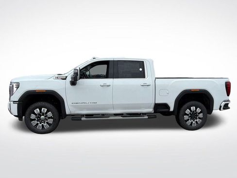 New 2026 GMC Sierra 2500 Denali image 2